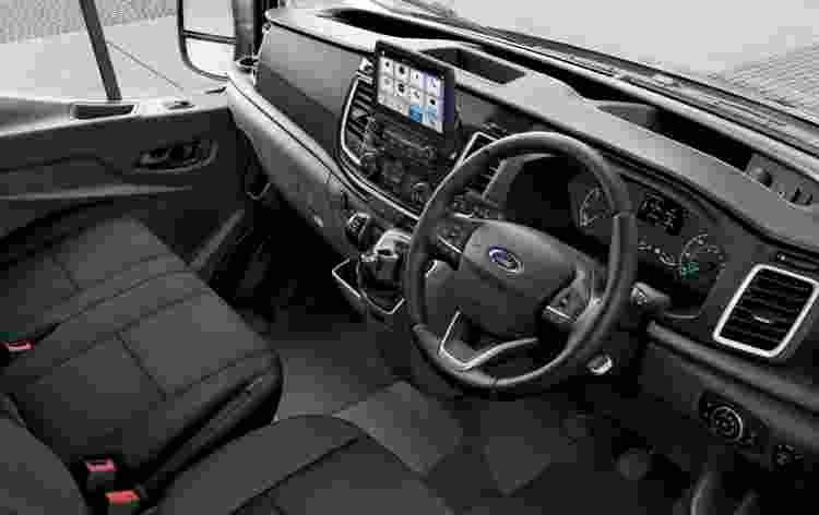 Our best value leasing deal for the Ford Transit 2.0 EcoBlue 165ps H2 11 Seater Trend